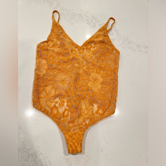 Free People intimately orange floral bodysuit size large - Picture 2 of 10